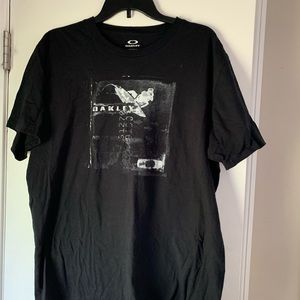 Oakley men’s tee